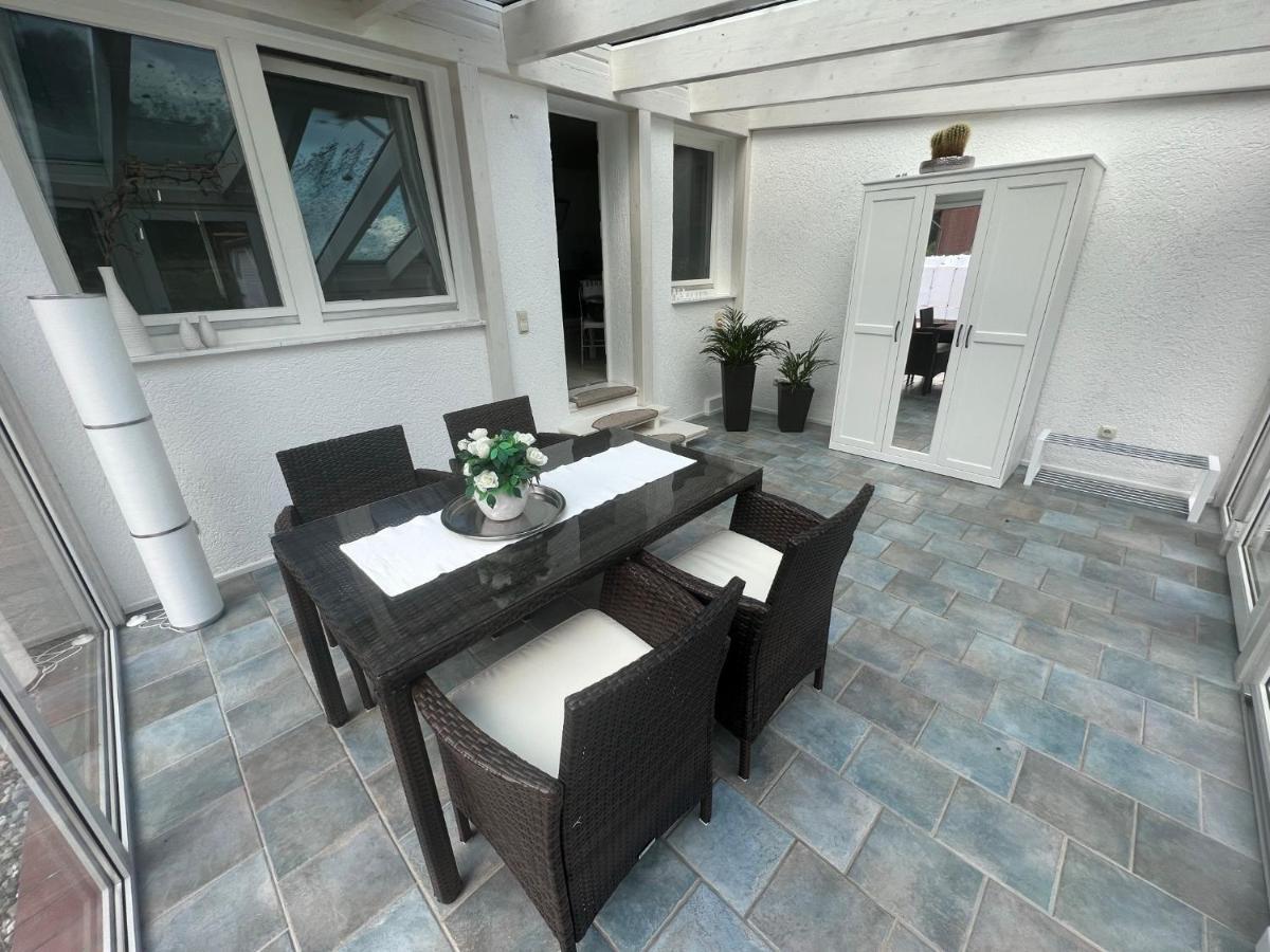Familienfreundliche Ferienwohnung Mit Wintergarten Badow Экстерьер фото